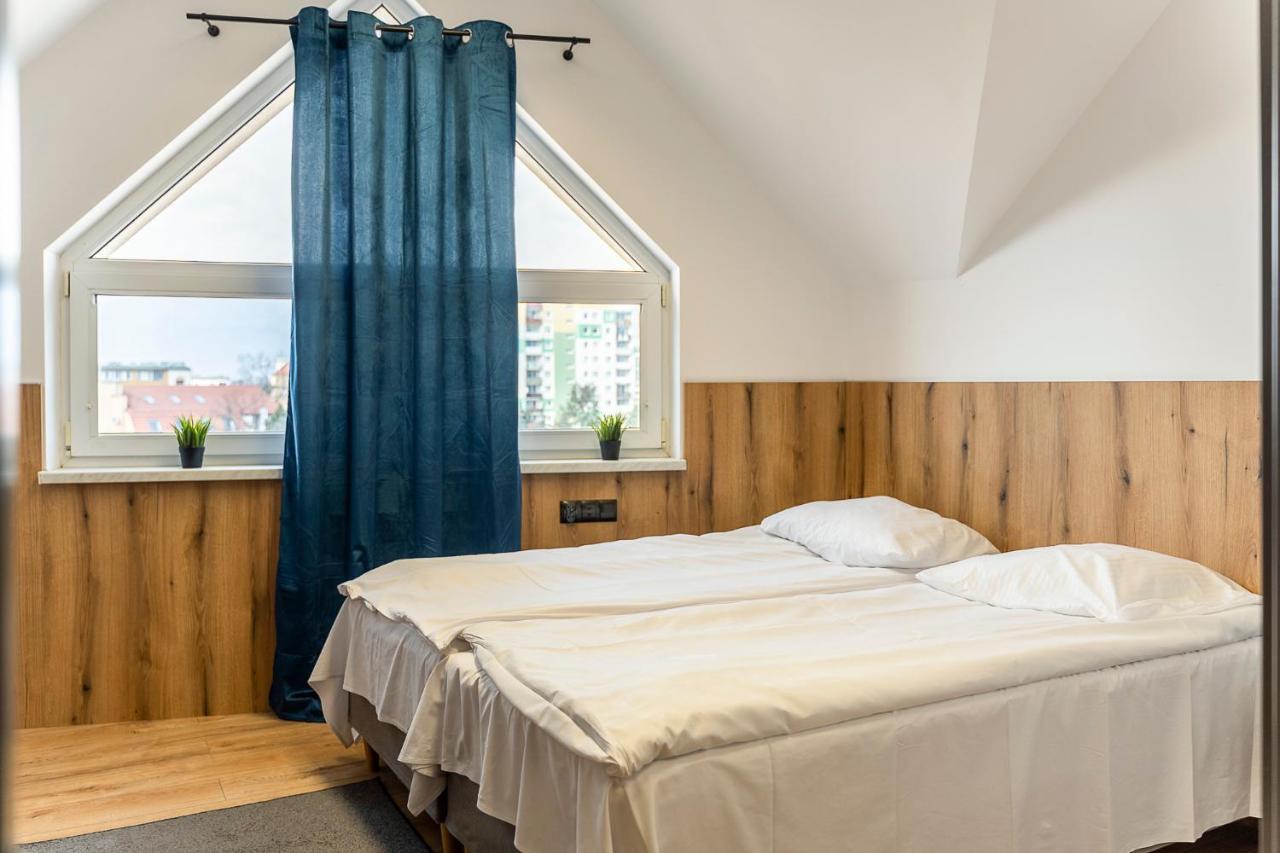Gems Hostel Głogów Eksteriør billede