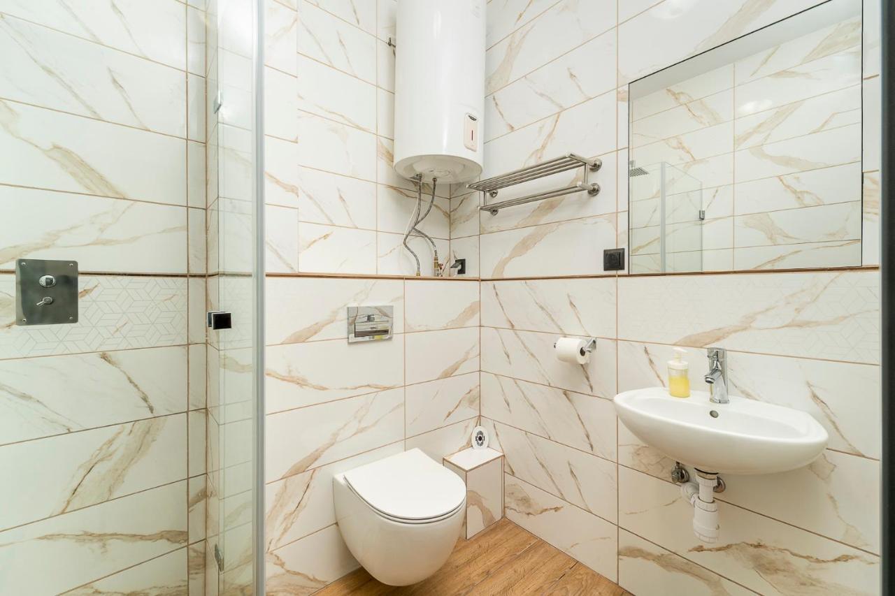 Gems Hostel Głogów Eksteriør billede